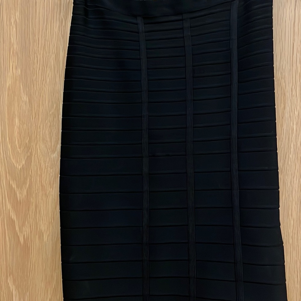 Super flattering Herve Leger bondage skirt